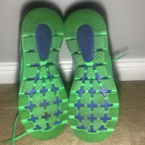 Nike Training Shoes -💚💙🤍- Barely Worn - Picture 5 of 15